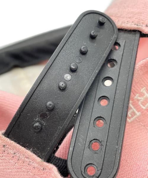 SUPREME（シュプリーム）SUPREME (シュプリーム) Pledge Allegiance 6-Panel ピンク×ブラックの古着・服飾アイテム