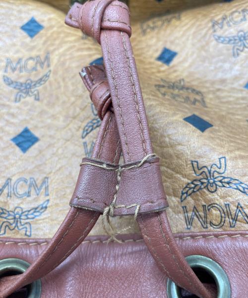 MCM（エムシーエム）MCM (エムシーエム) ショルダーバッグ ブラウンの古着・服飾アイテム