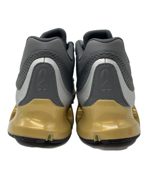 adidas（アディダス）adidas (アディダス) MEGARIDE グレー×シルバー サイズ:27.5cmの古着・服飾アイテム