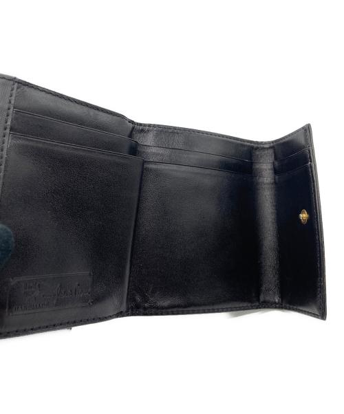 MCM（エムシーエム）MCM (エムシーエム) 3つ折り財布 ブラックの古着・服飾アイテム