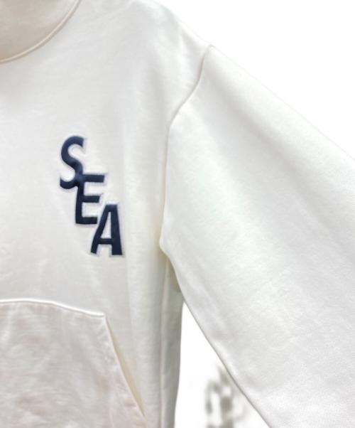 WIND AND SEA（ウィンダンシー）WIND AND SEA (ウィンダンシー) Hysteric Glamour (ヒステリックグラマー) プルオーバーパーカー ホワイト×ブラック サイズ:Mの古着・服飾アイテム