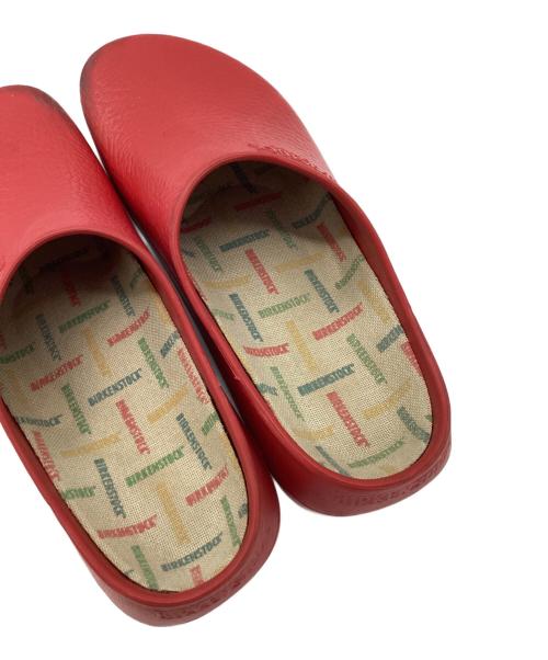 BIRKENSTOCK（ビルケンシュトック）BIRKENSTOCK (ビルケンシュトック) クロッグサンダル レッド サイズ:28の古着・服飾アイテム