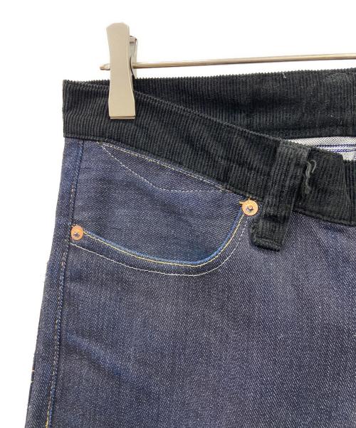 eYe COMME des GARCONS JUNYAWATANABE MAN（アイ コム デ ギャルソン ジュンヤ ワタナベ マン）eYe COMME des GARCONS JUNYAWATANABE MAN (アイ コム デ ギャルソン ジュンヤ ワタナベ マン) LEVI'S (リーバイス) 再構築デニムパンツ インディゴ×ブラック サイズ:XSの古着・服飾アイテム