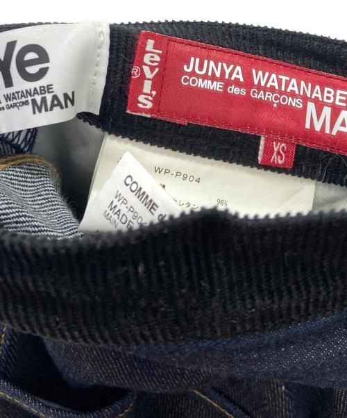 eYe COMME des GARCONS JUNYAWATANABE MAN（アイ コム デ ギャルソン ジュンヤ ワタナベ マン）eYe COMME des GARCONS JUNYAWATANABE MAN (アイ コム デ ギャルソン ジュンヤ ワタナベ マン) LEVI'S (リーバイス) 再構築デニムパンツ インディゴ×ブラック サイズ:XSの古着・服飾アイテム