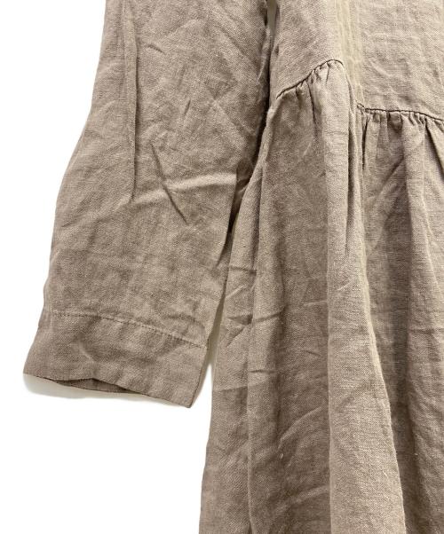 TSUHARU by samansa Mos2（ツハル バイ サマンサモスモス）TSUHARU by Samansa Mos2 (ツハル バイ サマンサモスモス) 長袖ワンピース モカ サイズ:FREE 未使用品の古着・服飾アイテム