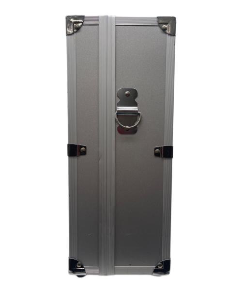 TOYGER（TOYGER）TOYGER (TOYGER) アタッシュケース シルバーの古着・服飾アイテム