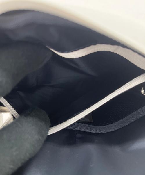LACOSTE（ラコステ）LACOSTE (ラコステ) プチピケスモールクロスオーバーバッグ ホワイト 未使用品の古着・服飾アイテム