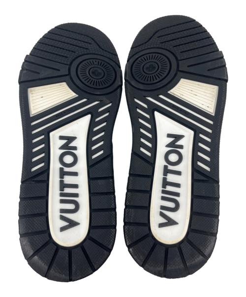 LOUIS VUITTON（ルイ ヴィトン）LOUIS VUITTON (ルイ ヴィトン) LVトレイナーライン ホワイト×ブラック サイズ:7 1/2の古着・服飾アイテム