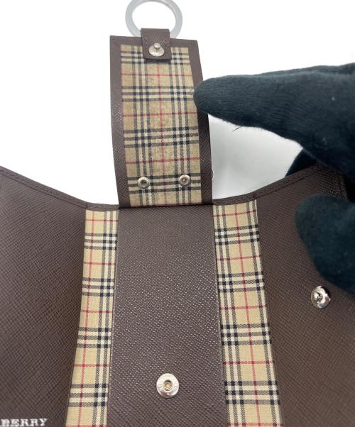 BURBERRY（バーバリー）BURBERRY (バーバリー) 4連キーケース ブラウンの古着・服飾アイテム