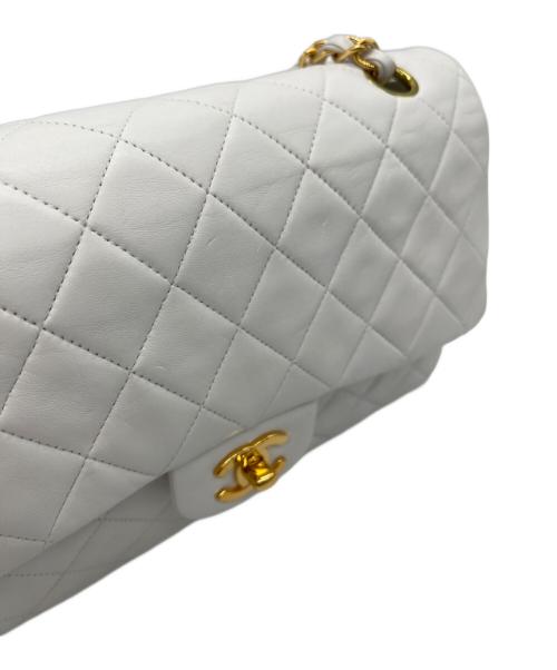 CHANEL（シャネル）CHANEL (シャネル) チェーンハンドバッグ ホワイトの古着・服飾アイテム