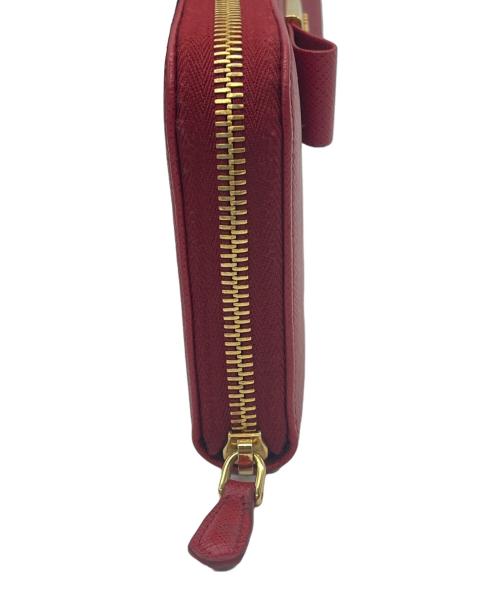 PRADA（プラダ）PRADA (プラダ) ラウンドファスナー財布 レッド×ゴールドの古着・服飾アイテム