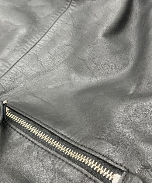 kawa-kawa（カワカワ）kawa-kawa (カワカワ) ビッグジップリュック ブラック×レッドの古着・服飾アイテム