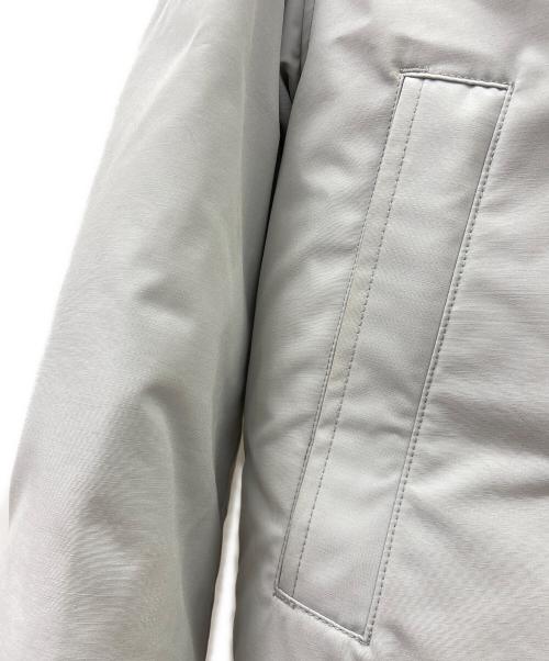 CANADA GOOSE（カナダグース）CANADA GOOSE (カナダグース) ダウンジャケット グレー サイズ:Mの古着・服飾アイテム