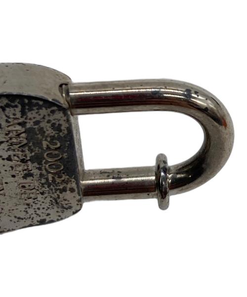 HERMES（エルメス）HERMES (エルメス) チャーム　ハンドカデナ2002 シルバーカラーの古着・服飾アイテム