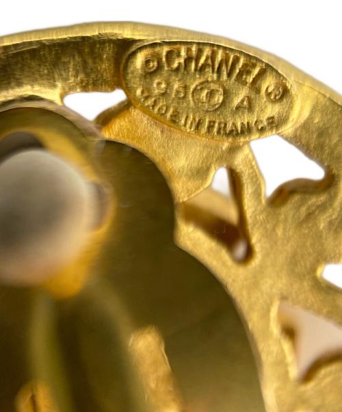 CHANEL（シャネル）CHANEL (シャネル) ココマークイヤリング ゴールドカラーの古着・服飾アイテム