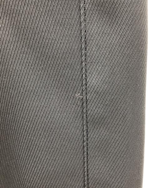 WYM LIDNM（ウィム バイ リドム）WYM LIDNM (ウィム バイ リドム) WYM LIDNM　HI TWISTED GABA WIDE TUCK SLACKS グレー サイズ:Sの古着・服飾アイテム