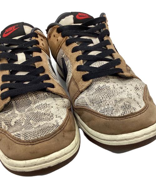 NIKE（ナイキ）NIKE (ナイキ) スニーカー ベージュ×ブラウン サイズ:26.5ｃｍの古着・服飾アイテム