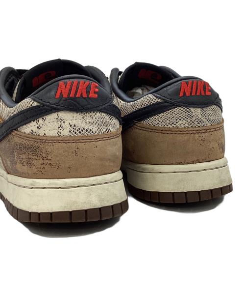 NIKE（ナイキ）NIKE (ナイキ) スニーカー ベージュ×ブラウン サイズ:26.5ｃｍの古着・服飾アイテム