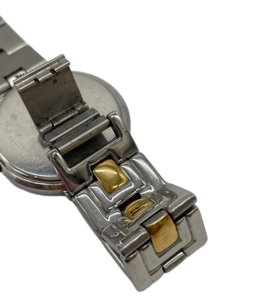 GIVENCHY（ジバンシィ）GIVENCHY (ジバンシィ) 腕時計 ゴールドの古着・服飾アイテム