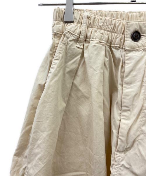 HARVESTY（ハーベスティー）HARVESTY (ハーベスティー) クロップドサーカスパンツ ベージュ サイズ:1の古着・服飾アイテム