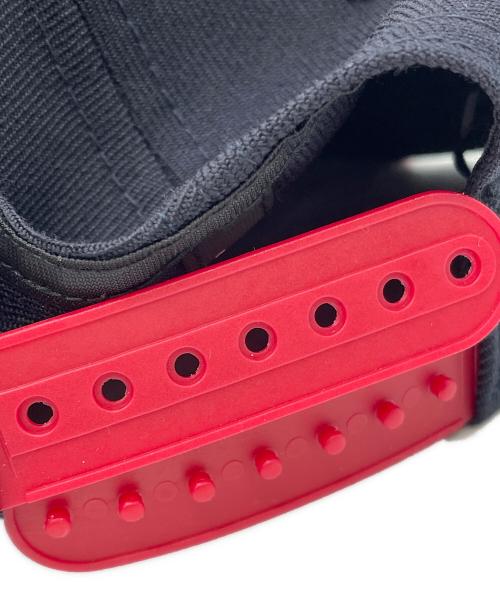 New Era（ニューエラ）New Era (ニューエラ) TMT (ティーエムティー) キャップ ブラック×レッドの古着・服飾アイテム