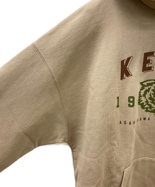 KEBOZ（ケボズ）KEBOZ (ケボズ) T2N Sweat Hoodie ベージュ サイズ:XLの古着・服飾アイテム