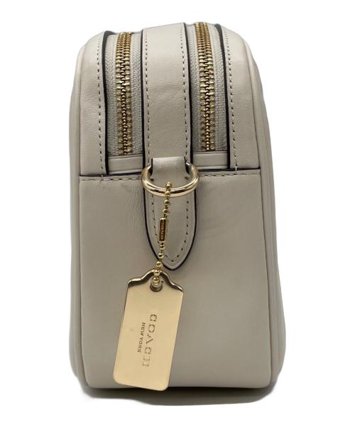 COACH（コーチ）COACH (コーチ) パフィーリニアキルティングレザージェスクロスボディ ベージュの古着・服飾アイテム