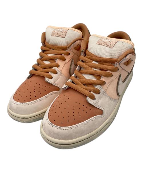 NIKE（ナイキ）NIKE (ナイキ) スニーカー ベージュ×ピンク サイズ:28cmの古着・服飾アイテム