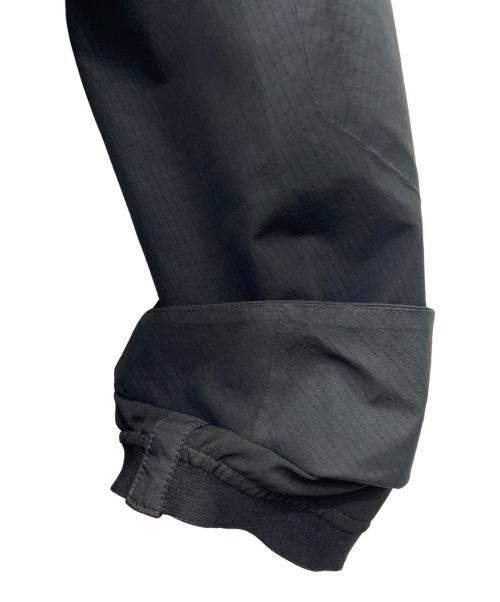 ARC'TERYX VEILANCE（アークテリクス ヴェイランス）ARC'TERYX VEILANCE (アークテリクス ヴェイランス) ナイロンジャケット ブラック サイズ:Mの古着・服飾アイテム