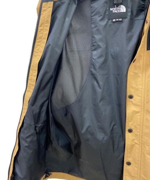 THE NORTH FACE（ザ ノース フェイス）THE NORTH FACE (ザ ノース フェイス) マウンテンライトジャケット ベージュ×ブラック サイズ:Mの古着・服飾アイテム