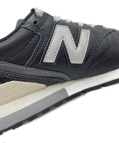 NEW BALANCE（ニューバランス）NEW BALANCE (ニューバランス) スニーカー ブラック×ホワイト サイズ:24.5cmの古着・服飾アイテム