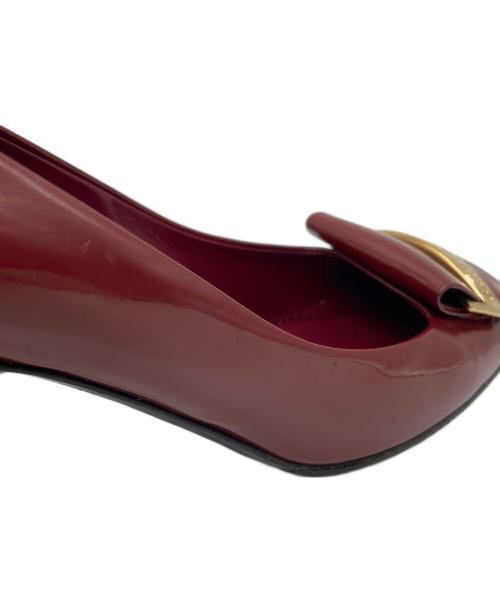 LOUIS VUITTON（ルイ ヴィトン）LOUIS VUITTON (ルイ ヴィトン) エナメルパンプス レッド×ゴールド サイズ:37 1/2の古着・服飾アイテム