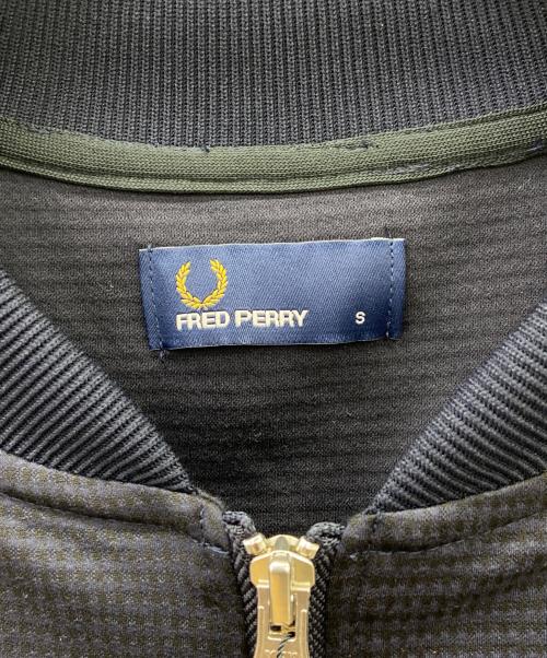 FRED PERRY（フレッドペリー）FRED PERRY (フレッドペリー) BOMBER NECK TRACK JACKET ネイビー サイズ:S 未使用品の古着・服飾アイテム