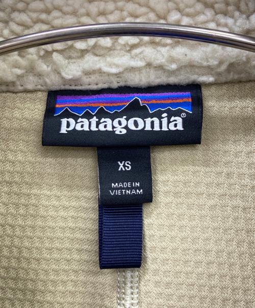 Patagonia（パタゴニア）Patagonia (パタゴニア) クラシックレトロXベスト ベージュ×ブルー サイズ:XSの古着・服飾アイテム