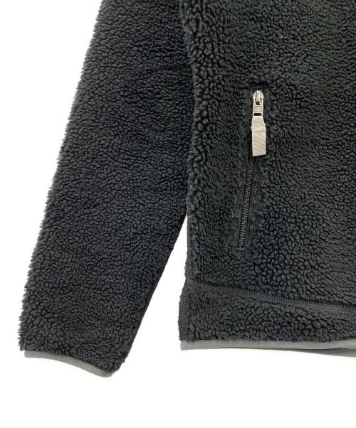 Patagonia（パタゴニア）Patagonia (パタゴニア) ウィメンズ・クラシック・レトロX・ジャケット ブラック×グレー サイズ:Sの古着・服飾アイテム