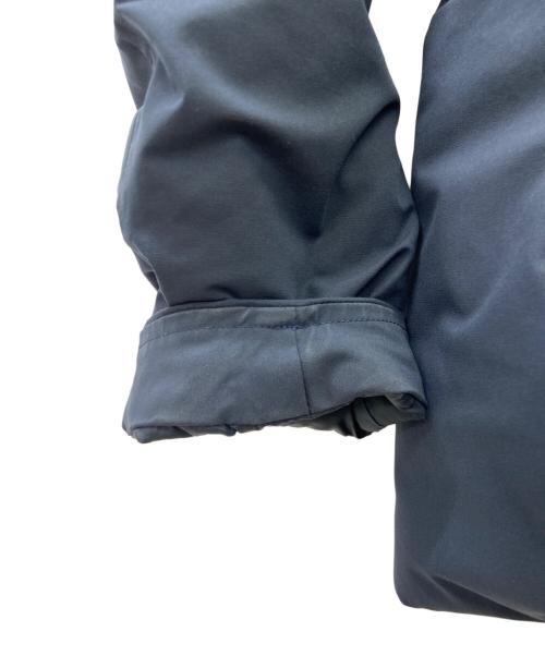 DESCENTE ALLTERRAIN（デザイント オルテライン）DESCENTE ALLTERRAIN (デザイント オルテライン) ダウンジャケット ネイビー サイズ:FREEの古着・服飾アイテム