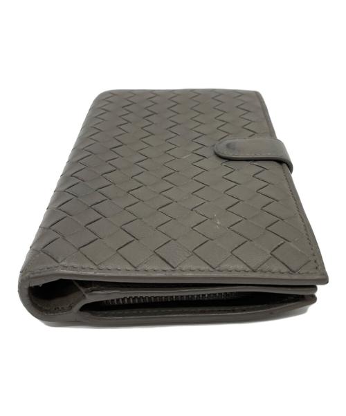 BOTTEGA VENETA（ボッテガベネタ）BOTTEGA VENETA (ボッテガベネタ) 2つ折り財布 グレーの古着・服飾アイテム
