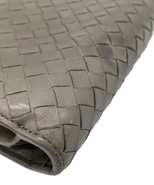 BOTTEGA VENETA（ボッテガベネタ）BOTTEGA VENETA (ボッテガベネタ) 2つ折り財布 グレーの古着・服飾アイテム