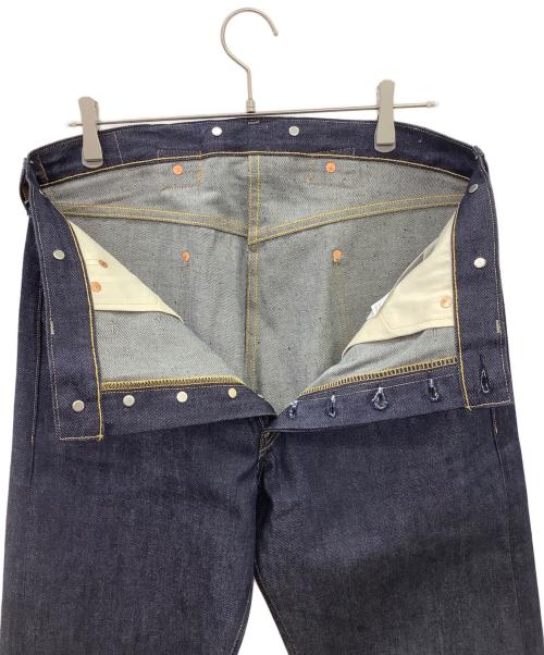 LEVI'S（リーバイス）LEVI'S (リーバイス) LEVI'S　デニムパンツデニムパンツ　501XX 1933モデル サスペンダー モデル オーガニックリジッド インディゴ サイズ:SIZE 83.5cm (W33）の古着・服飾アイテム