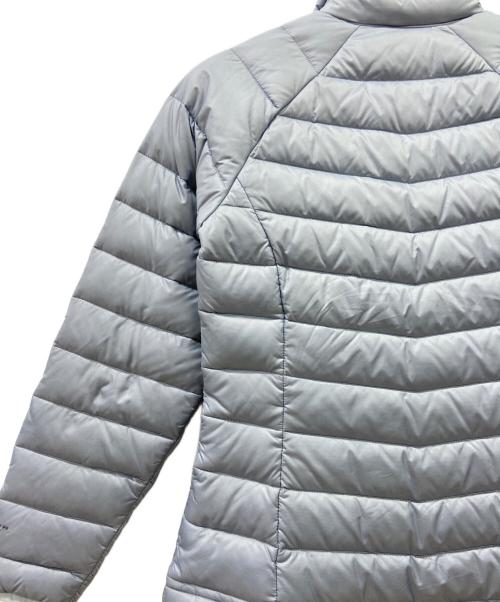Columbia（コロンビア）Columbia (コロンビア) ウィメンズプラチナムターボダウンジャケット グレー サイズ:Sの古着・服飾アイテム