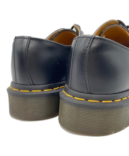 Dr.Martens（ドクターマーチン）Dr.Martens (ドクターマーチン) ３ホールシューズ ブラック サイズ:UK4の古着・服飾アイテム