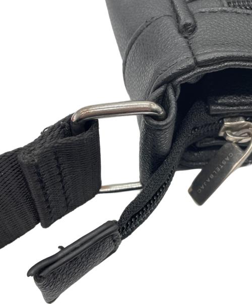 CASTELBAJAC（カステルバジャック）CASTELBAJAC (カステルバジャック) ショルダーバッグ ブラック×ホワイトの古着・服飾アイテム