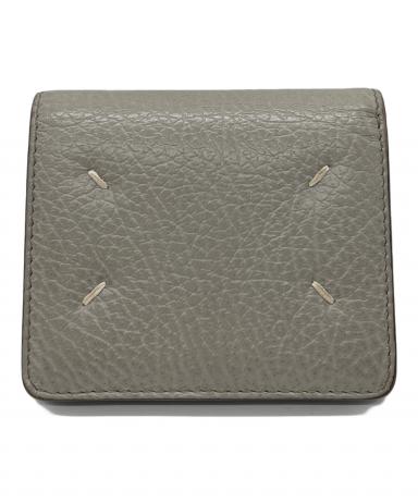 メゾン マルジェラ 4ステッチ 二つ折りウォレット ライトグレー カーフレザー S56UI0140 財布 Sランク【中古】 Maison Margiela（メゾンマルジェラ） メゾン マルジェラ 4ステッチ 二