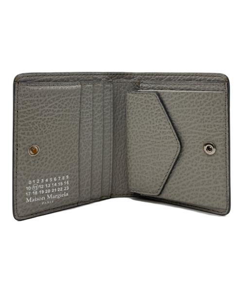 Maison Margiela（メゾンマルジェラ）Maison Margiela (メゾンマルジェラ) 2つ折り財布 グレーの古着・服飾アイテム