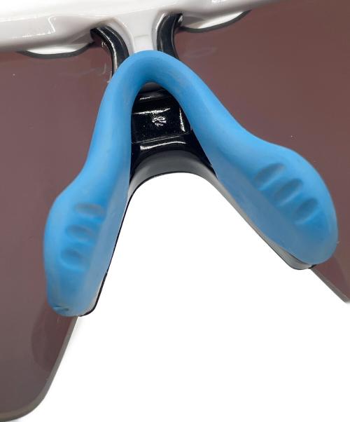 OAKLEY（オークリー）OAKLEY (オークリー) サングラス ホワイト×ブルーの古着・服飾アイテム