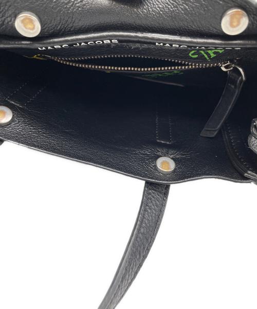 MARC JACOBS（マークジェイコブズ）MARC JACOBS (マークジェイコブズ) NEW YORK MAGAZINE (ニューヨークマガジン) MARC JACOBS 　NEW YORK MAGAZINE 　The Mini Tag Tote ブラックの古着・服飾アイテム