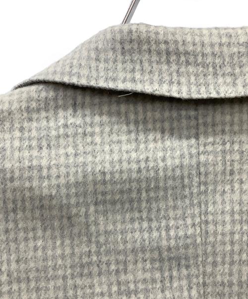 GIANNI VERSACE（ジャンニ・ヴェルサーチ）GIANNI VERSACE (ジャンニ・ヴェルサーチ) GIANNI VERSACE　2Bジャケット　裏地メデューサ イタリア製 90s ベージュ×グレー サイズ:52の古着・服飾アイテム