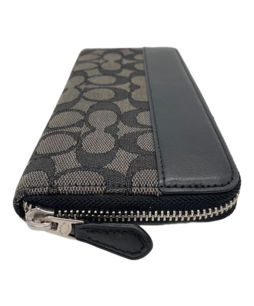 COACH（コーチ）COACH (コーチ) COACH　シグネチャー　ラウンドファスナー財布 ブラック×ベージュの古着・服飾アイテム