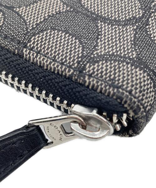 COACH（コーチ）COACH (コーチ) COACH　シグネチャー　ラウンドファスナー財布 ブラック×ベージュの古着・服飾アイテム