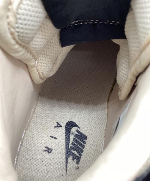 NIKE（ナイキ）NIKE (ナイキ) NIKE　AIR Force 1 '07 MID LTHR PRM　ハイカットスニーカー ベージュ×ブラック サイズ:24㎝の古着・服飾アイテム